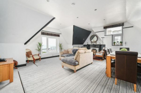 Host & Stay - The Cliff Greenhouse